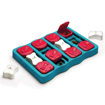 Nina Ottosson Dog Brick Turquoise / Rood 31,5X21X4 CM - 0031 Shop